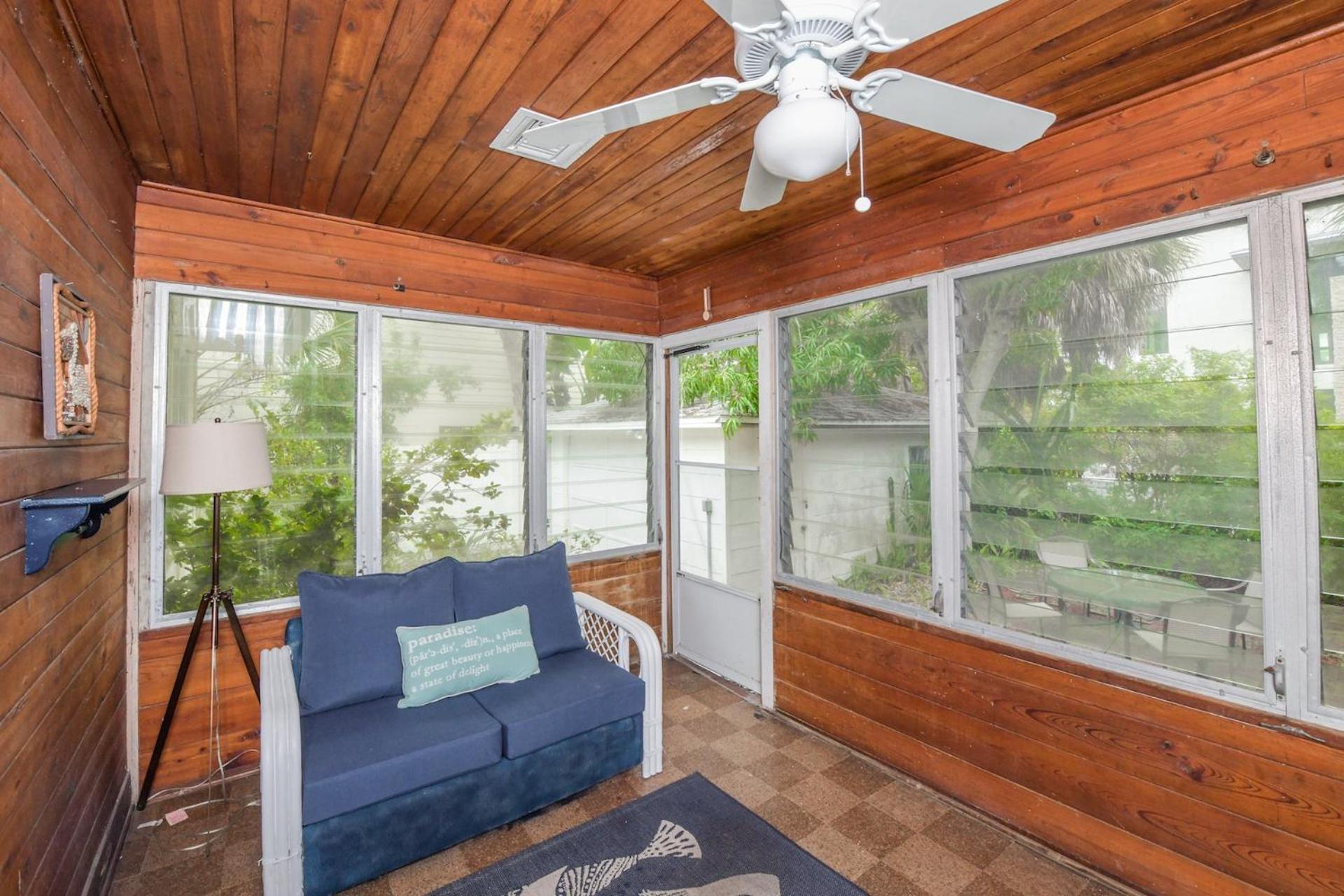 Casa Posada - So Close You Can Hear The Waves Historic Beach Cottage W Beach Gear Anna Maria Exterior photo