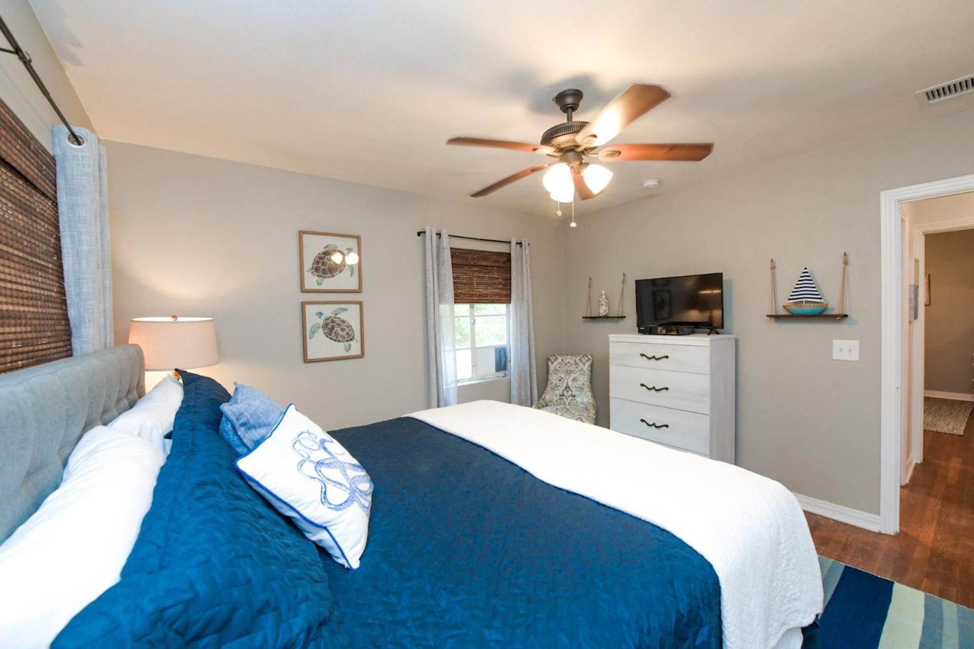 Casa Posada - So Close You Can Hear The Waves Historic Beach Cottage W Beach Gear Anna Maria Exterior photo
