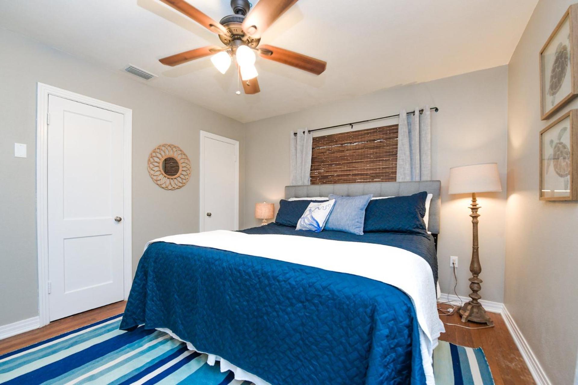 Casa Posada - So Close You Can Hear The Waves Historic Beach Cottage W Beach Gear Anna Maria Exterior photo